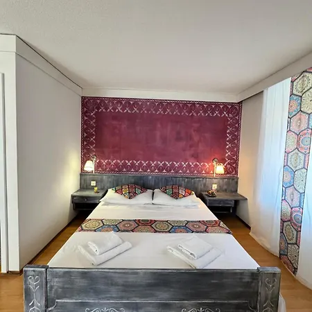 Post Cunter Biancardi 3* سافونين